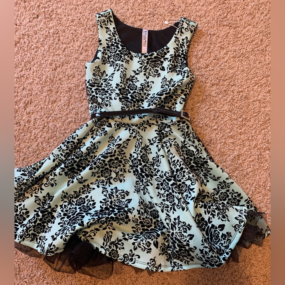 Mint green and black girls party dress, size 8, New without tags